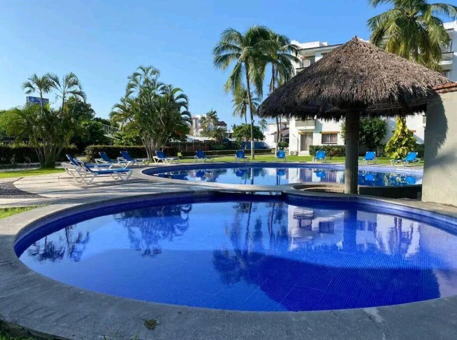Magnifico Departamento, Cocina Equipada, 2 Recamaras 2 Banos , Hasta 6 Personas, 3 Albercas, Playa A 50 Mts Wifi, Aire Acondicionado Apartment Manzanillo Ngoại thất bức ảnh